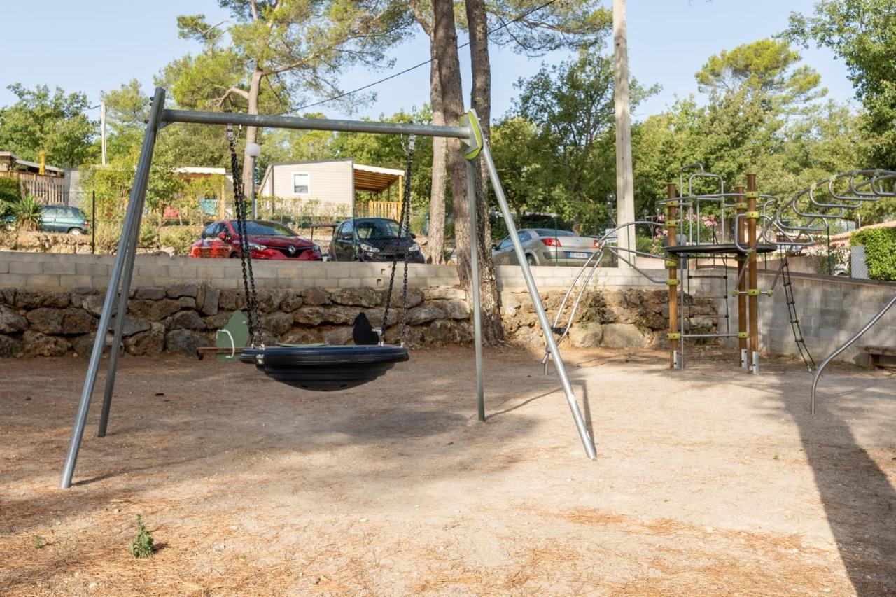 Camping Lou Cantaire 호텔 파이앙스 외부 사진